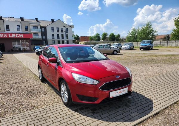 Ford Focus cena 36900 przebieg: 117900, rok produkcji 2016 z Piła małe 466